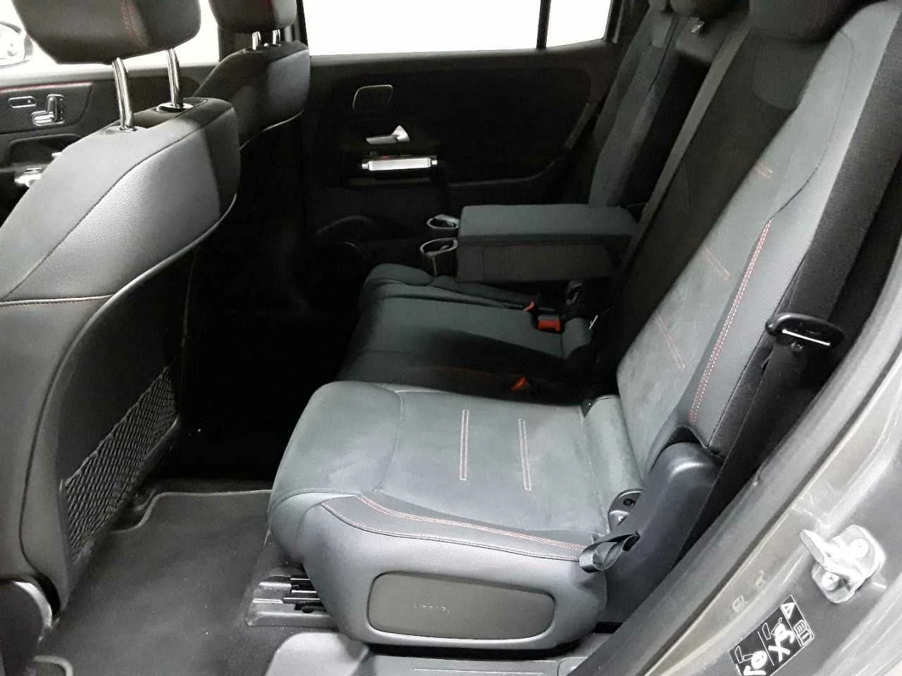 Mercedes-Benz EQB 250+ AMG Advanced, снимка 12 - Автомобили и джипове - 54958435