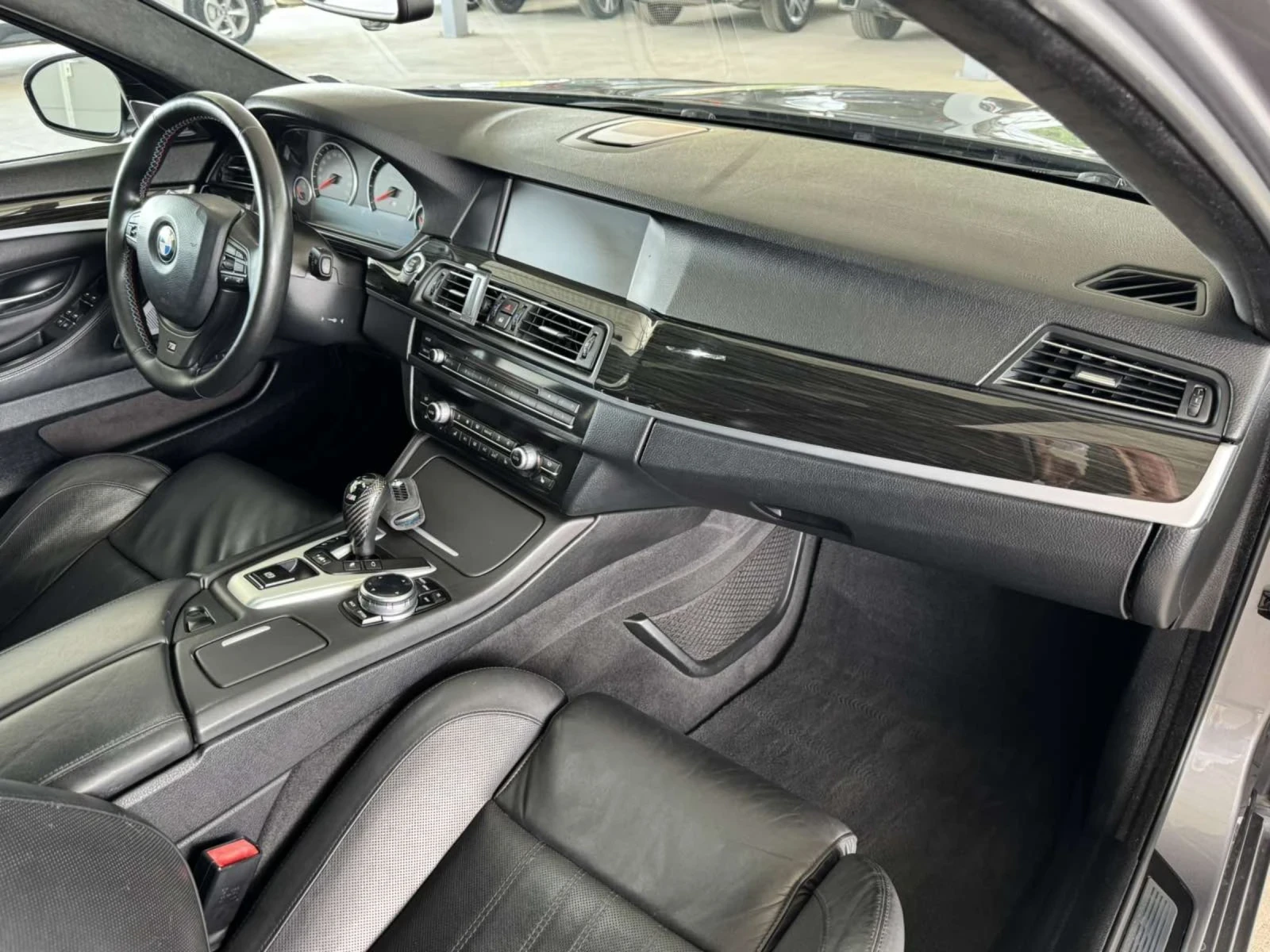 BMW M5 560ps* Shadow * * B&O* Head Up* Full, снимка 10 - Автомобили и джипове - 55761977