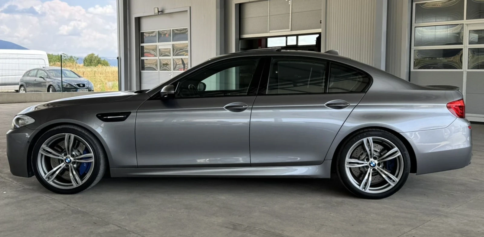 BMW M5 560ps* Shadow * * B&O* Head Up* Full, снимка 7 - Автомобили и джипове - 55761977