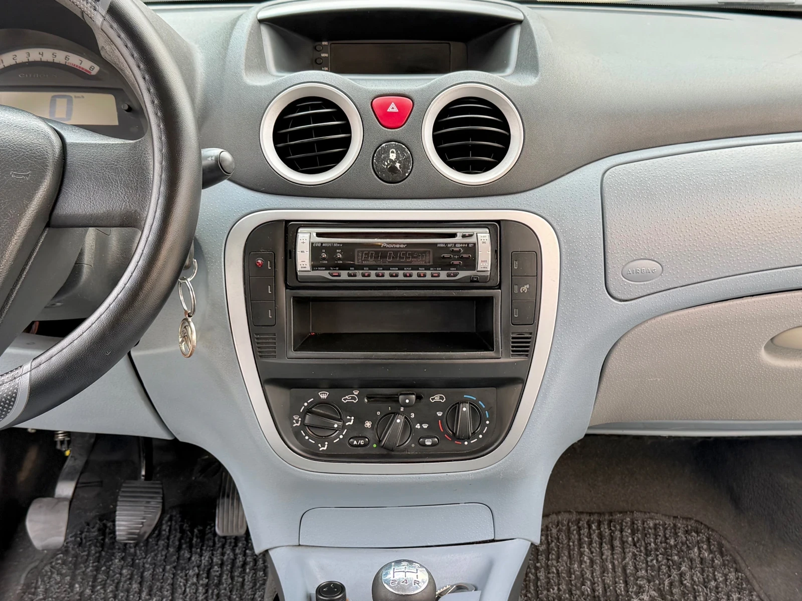 Citroen C3 1.4i 75 к.с 2008г, снимка 10 - Автомобили и джипове - 55148185