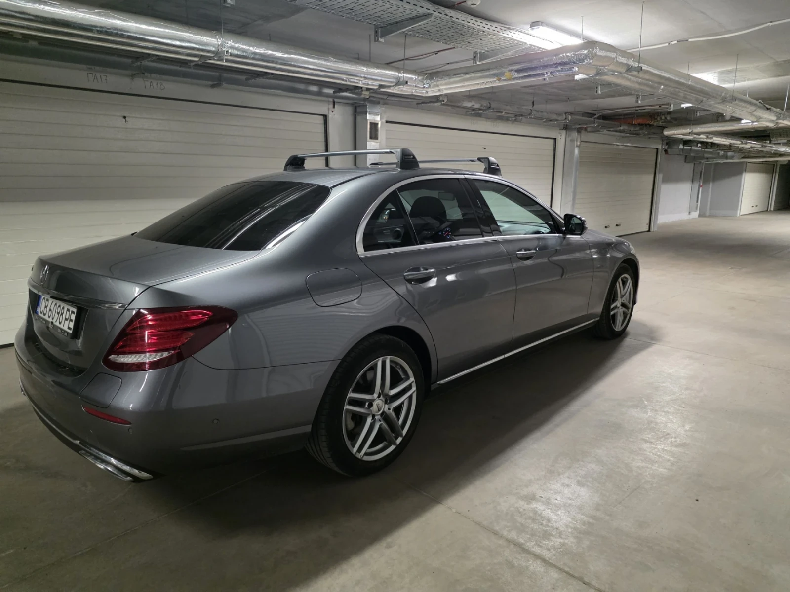 Mercedes-Benz E 300 DE, снимка 9 - Автомобили и джипове - 55682874