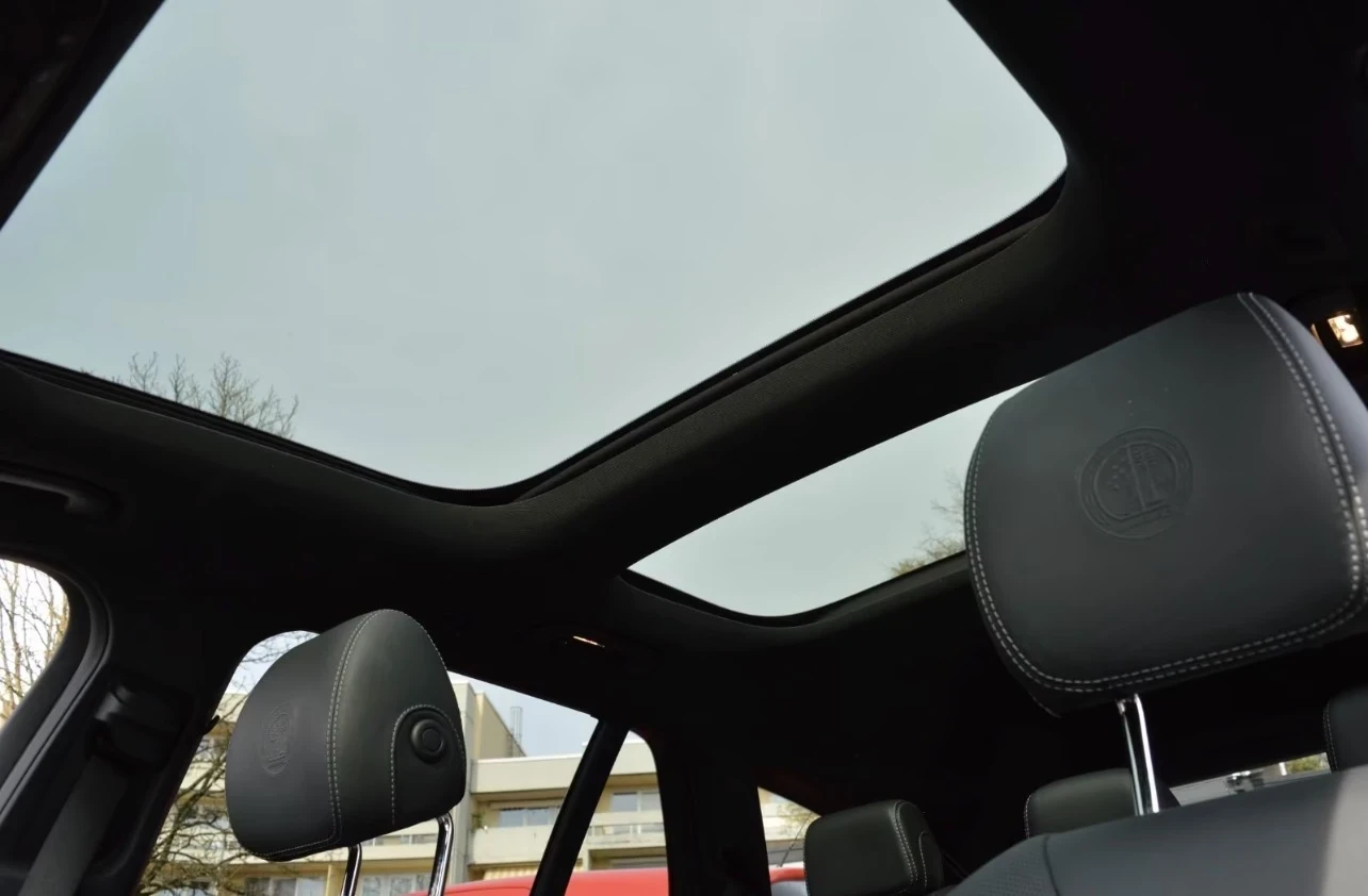Mercedes-Benz E 63 AMG E63s AMG , снимка 15 - Автомобили и джипове - 55942577