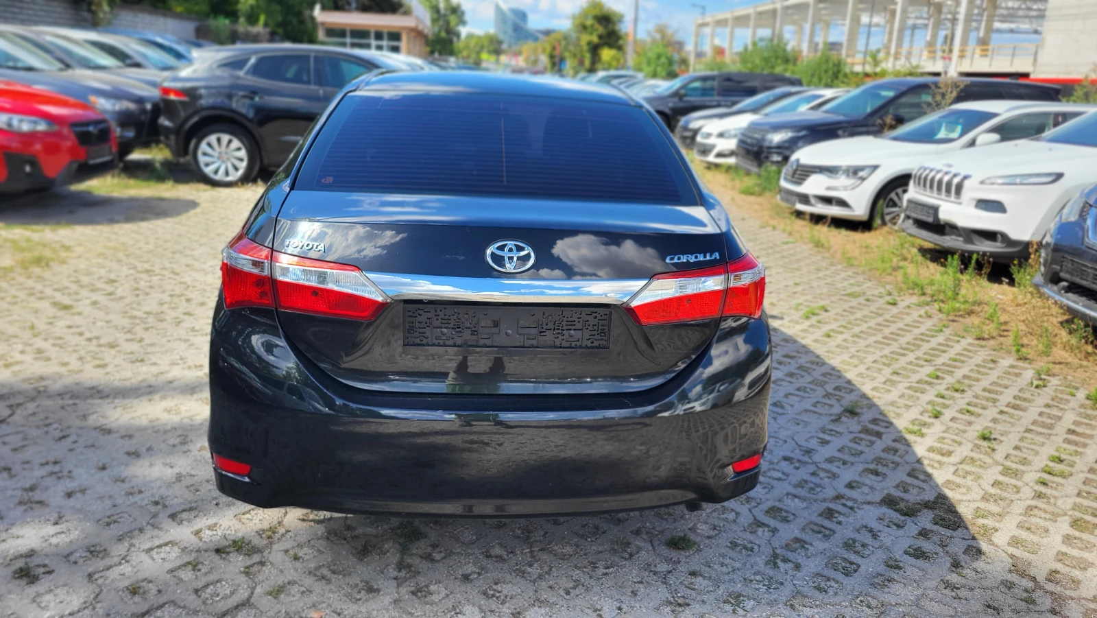 Toyota Corolla 1.6i, снимка 6 - Автомобили и джипове - 55950821
