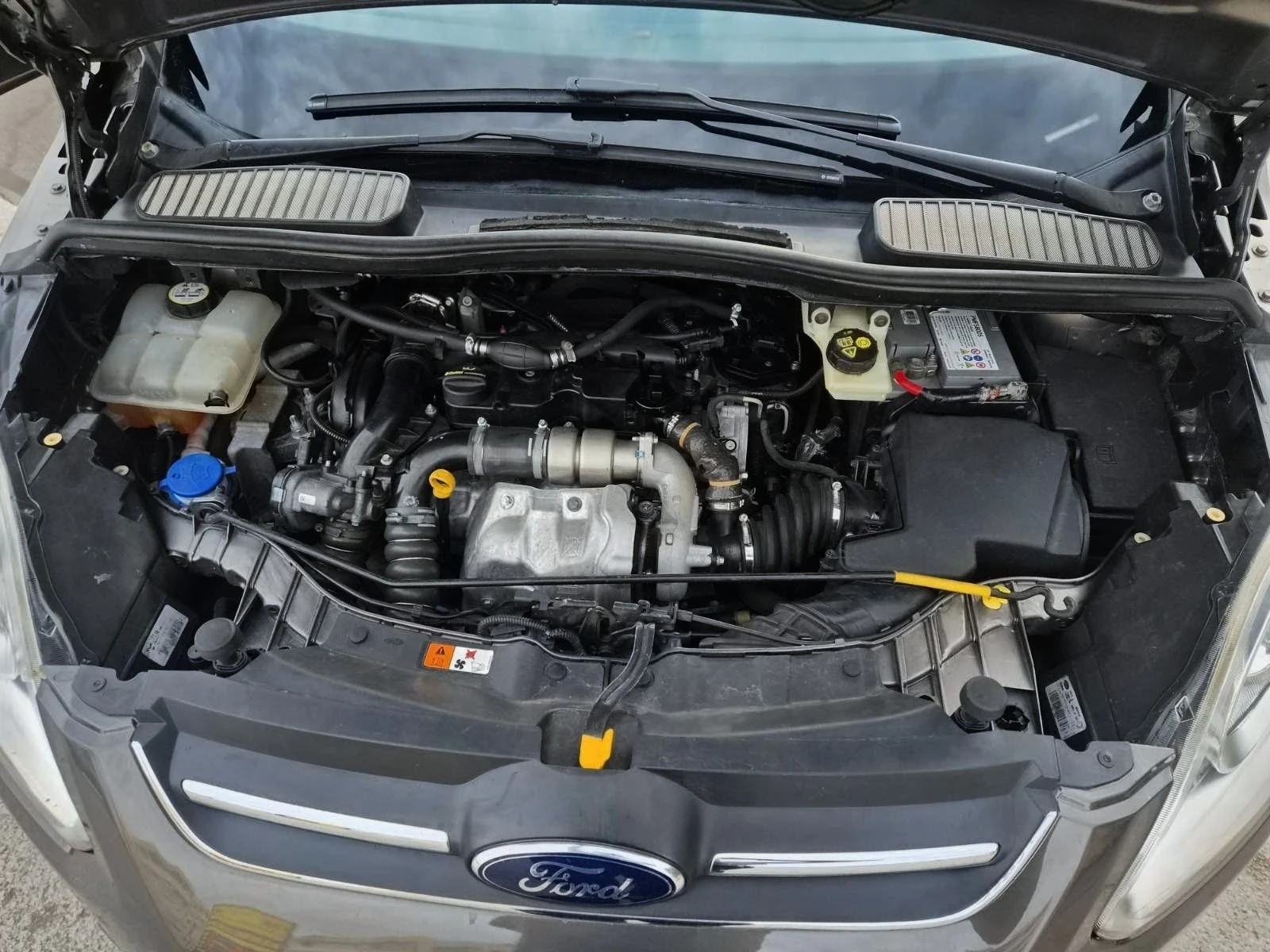 Ford C-max 1.6 HDi 116к.с., снимка 15 - Автомобили и джипове - 56139891
