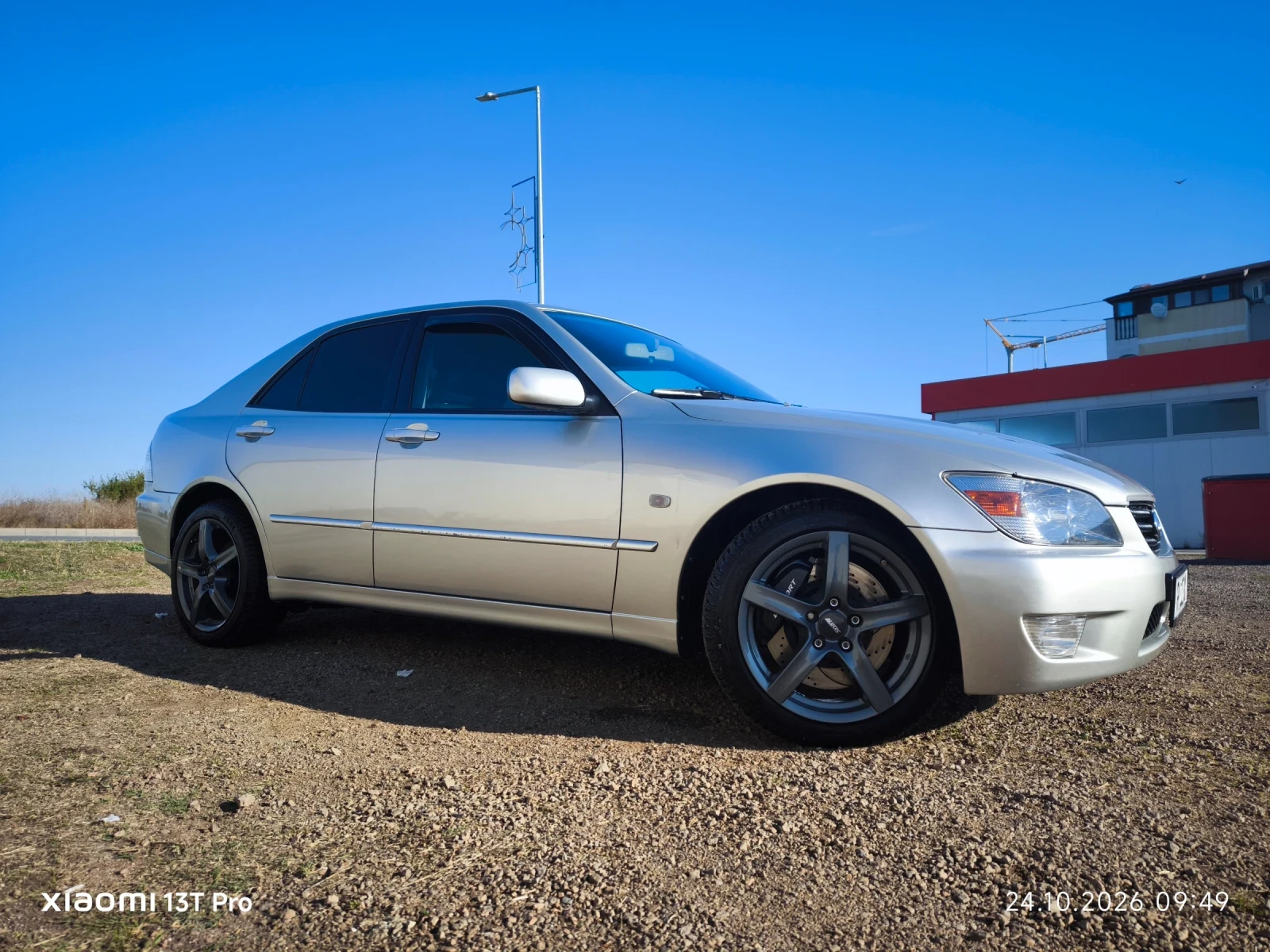 Lexus IS 200, снимка 5 - Автомобили и джипове - 56604908
