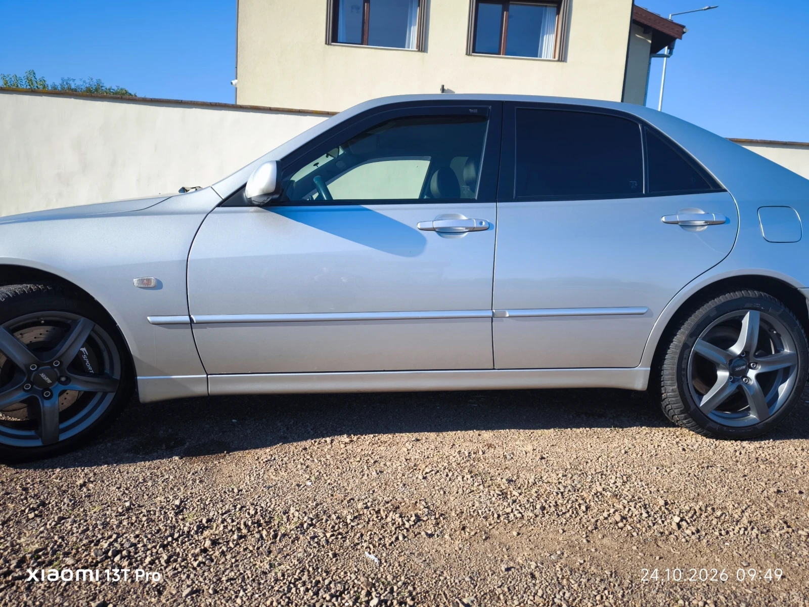 Lexus IS 200, снимка 4 - Автомобили и джипове - 56604908