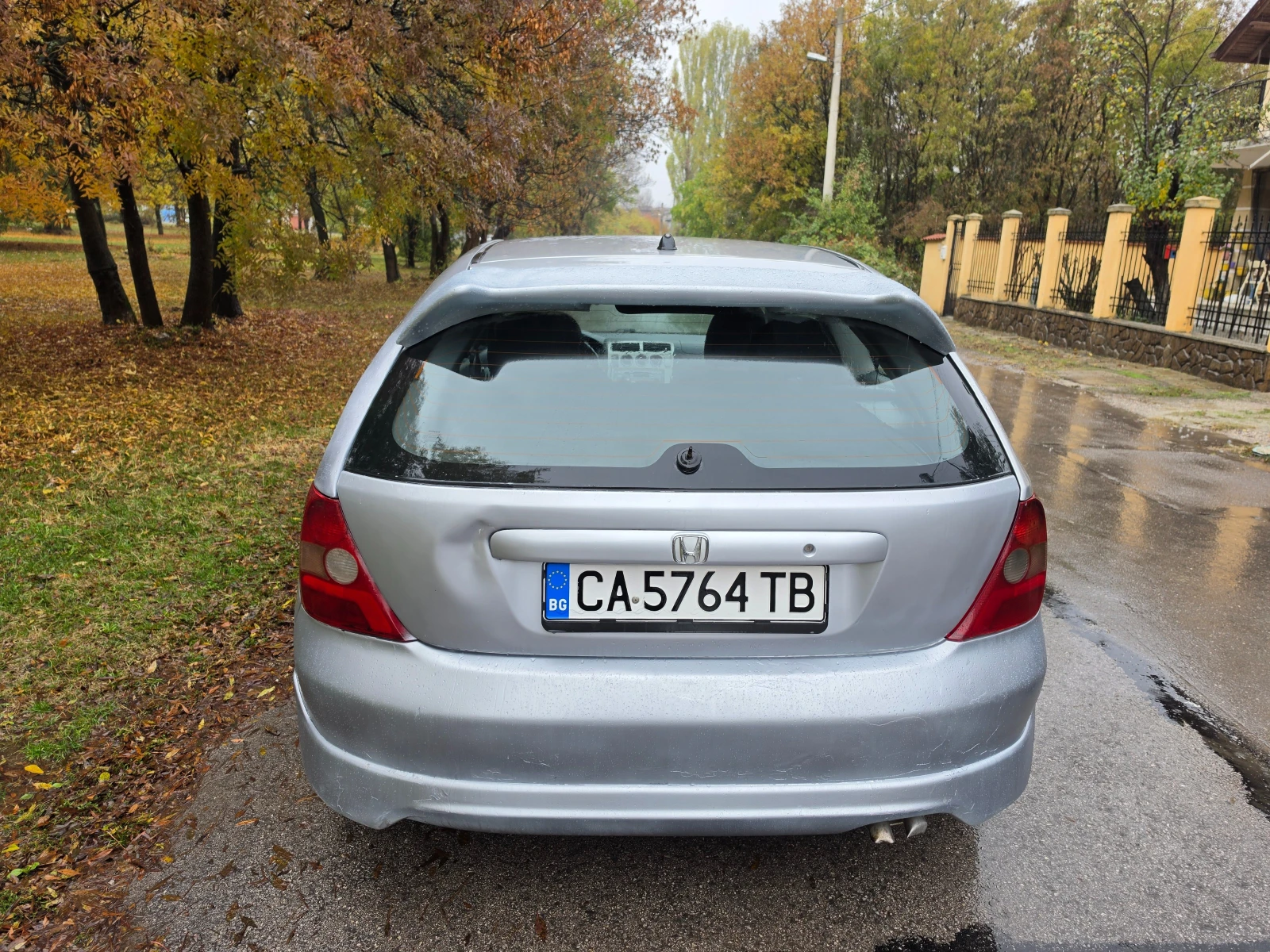 Honda Civic Спешно!!!, снимка 5 - Автомобили и джипове - 56735792
