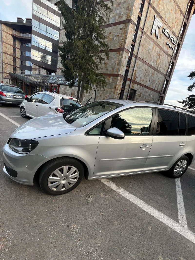 VW Touran, снимка 11 - Автомобили и джипове - 47345701