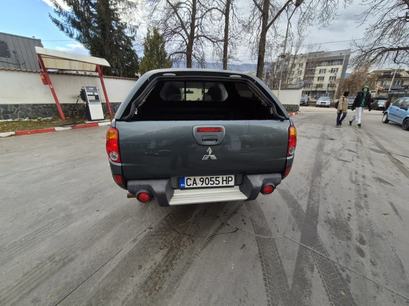 Mitsubishi L200 Double cab, снимка 5 - Автомобили и джипове - 48494752