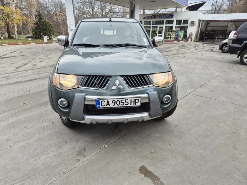 Mitsubishi L200 Double cab, снимка 3 - Автомобили и джипове - 48494752