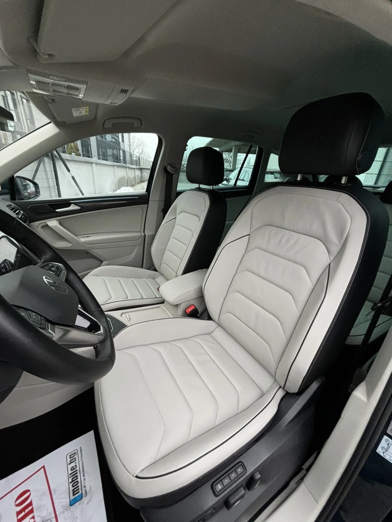 VW Tiguan 2.0 TDI КОЖЕН САЛОН, снимка 11 - Автомобили и джипове - 53373419