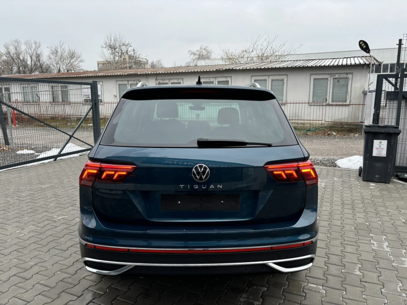 VW Tiguan 2.0 TDI КОЖЕН САЛОН, снимка 5 - Автомобили и джипове - 53373419