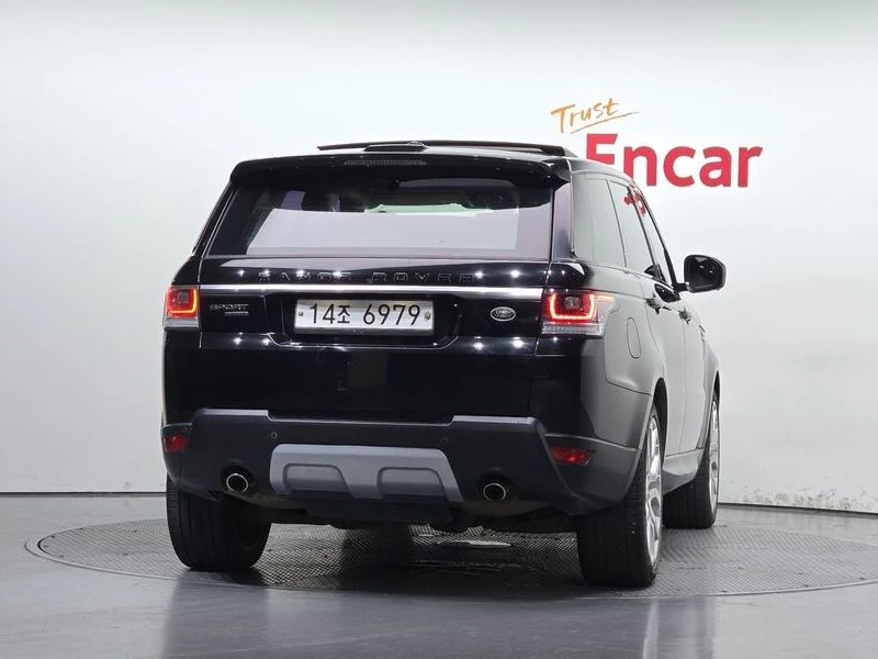 Land Rover Range Rover Sport 3.0 Automatic, снимка 4 - Автомобили и джипове - 55873313