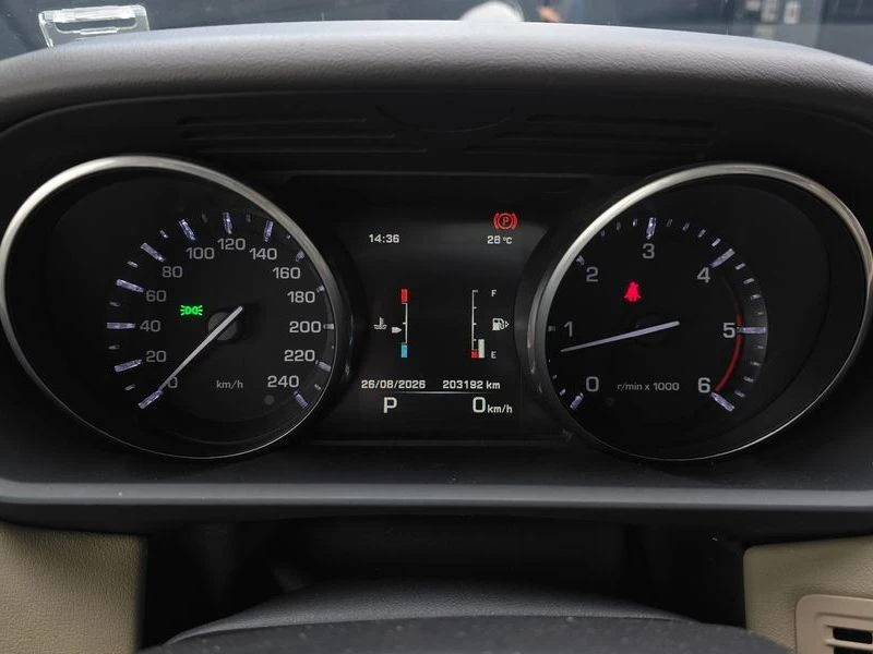 Land Rover Range Rover Sport 3.0 Automatic, снимка 8 - Автомобили и джипове - 55873313