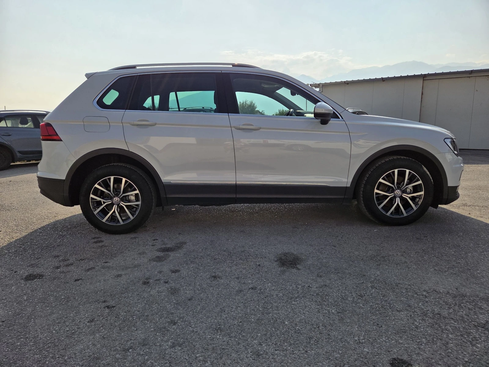 VW Tiguan 11.2018г/ 157000км/ 1.6TDI - изображение 9