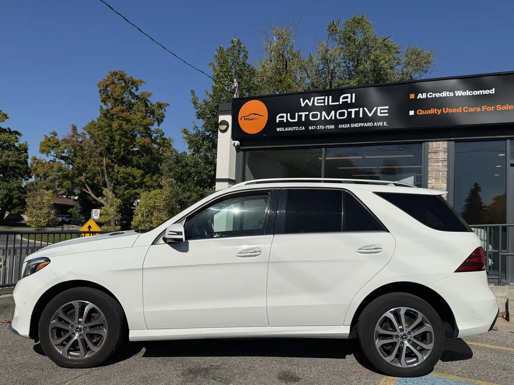 Mercedes-Benz GLE 400 4MATIC AMBIENT* BLINDSPOT* CAM* PANO* KEYLESS*  - изображение 2