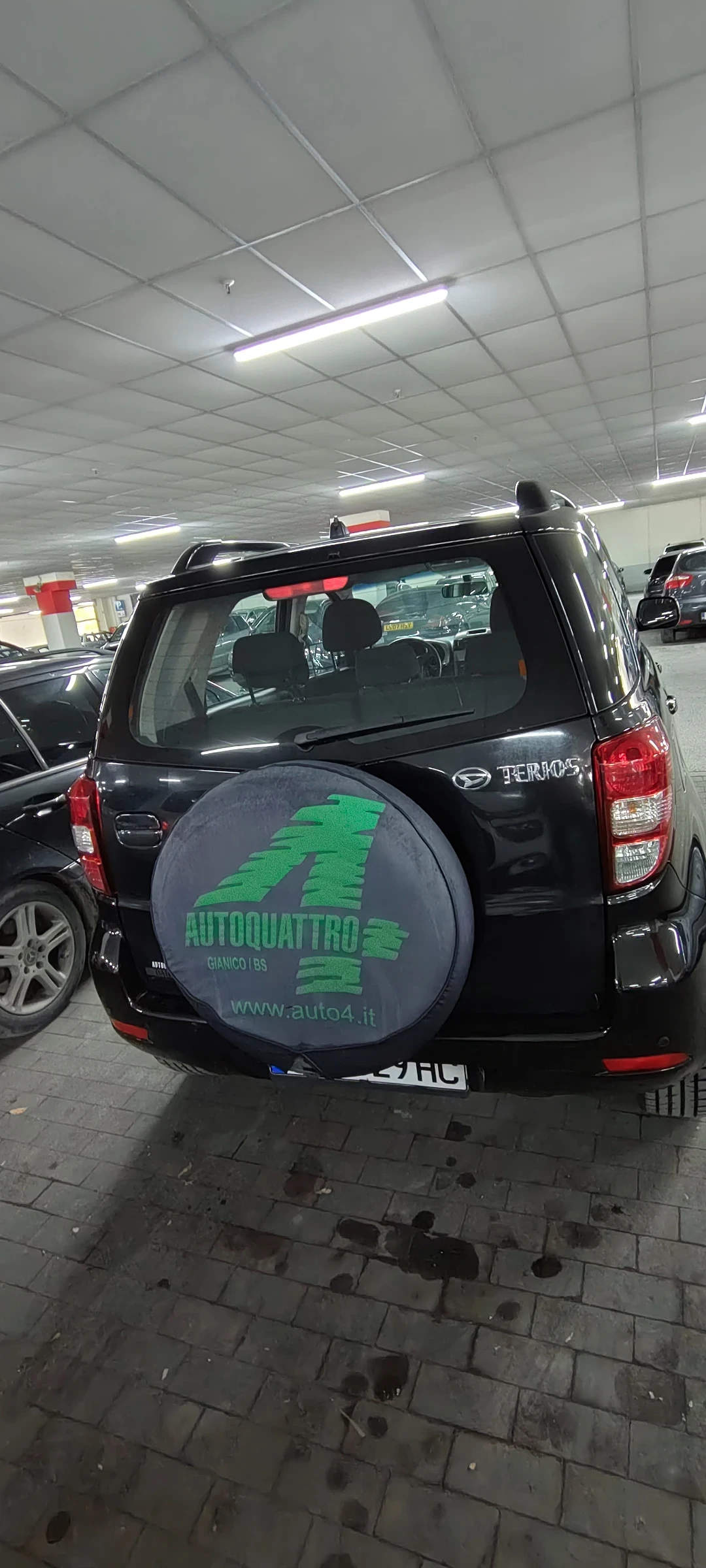 Daihatsu Terios Джип - изображение 2