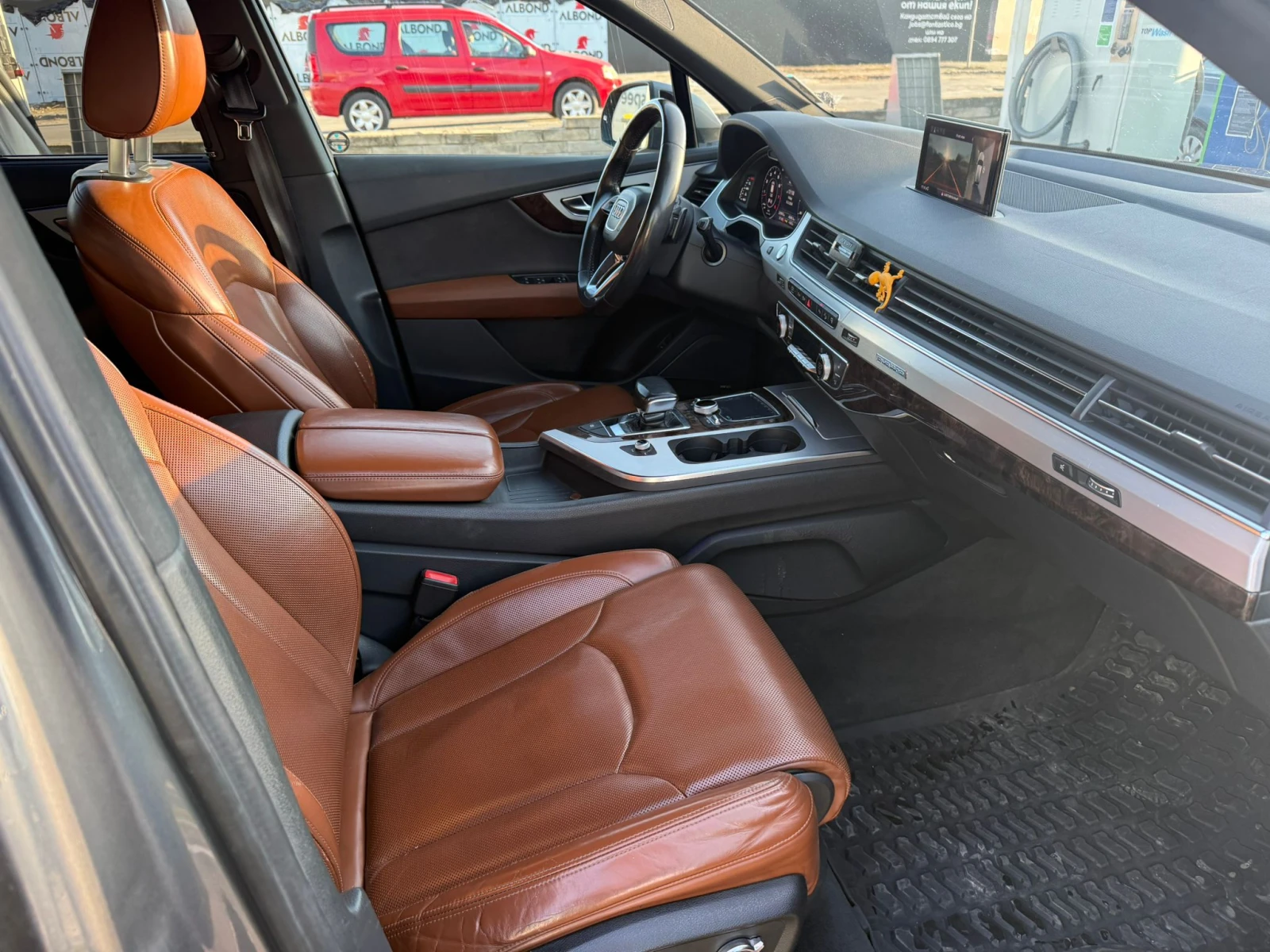 Audi Q7 3.0 TFSI Quattro, снимка 12 - Автомобили и джипове - 53864675