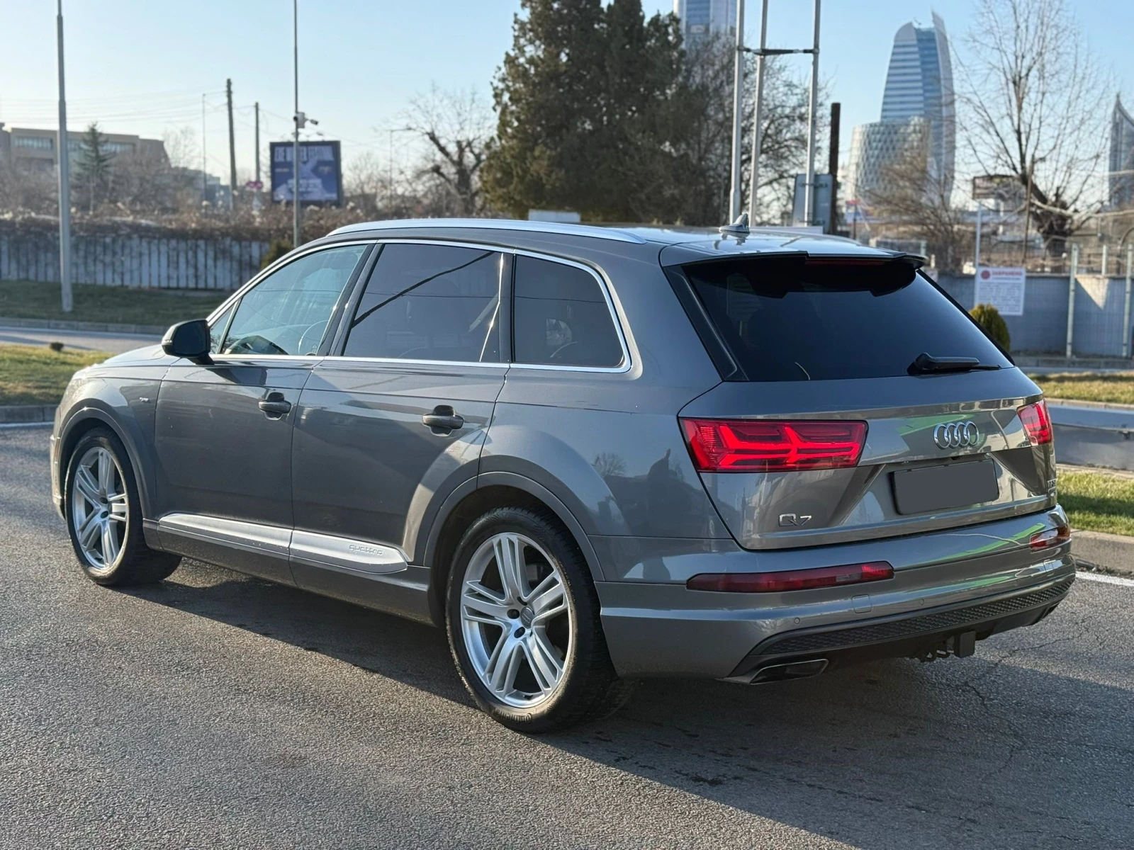 Audi Q7 3.0 TFSI Quattro, снимка 3 - Автомобили и джипове - 53864675