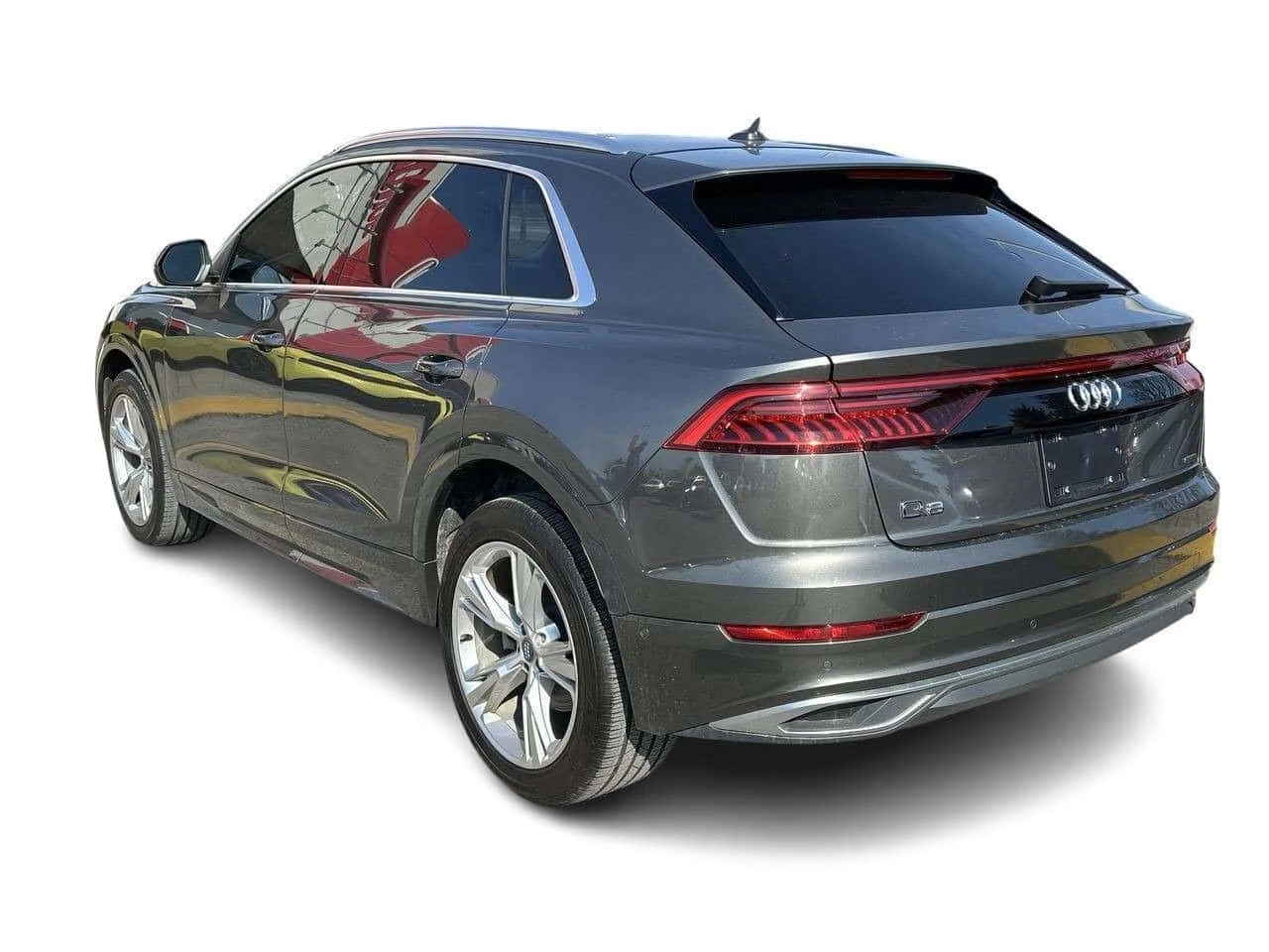 Audi Q8 Prestige/MATRIX/ОБДУХВАНЕ/ПАНОРАМА/360, снимка 4 - Автомобили и джипове - 54343696