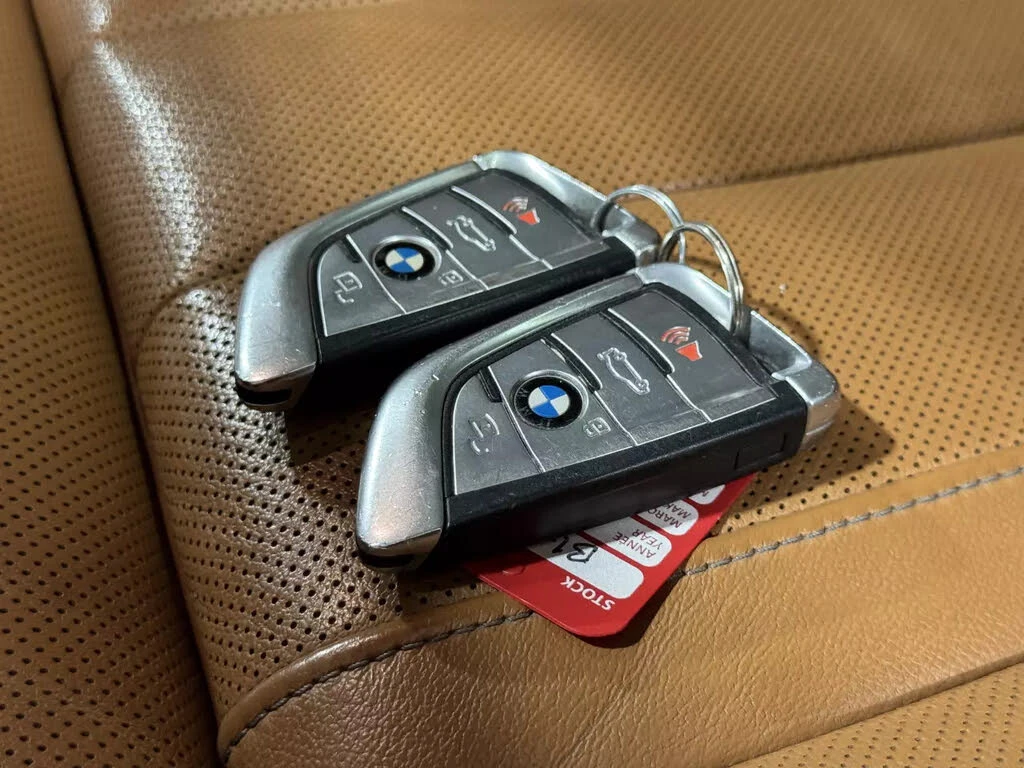 BMW X5 40i* XDRIVE* 360CAMERA* PANOROOF* H&K SOUND* KEYLE | Mobile.bg � ����������� 16