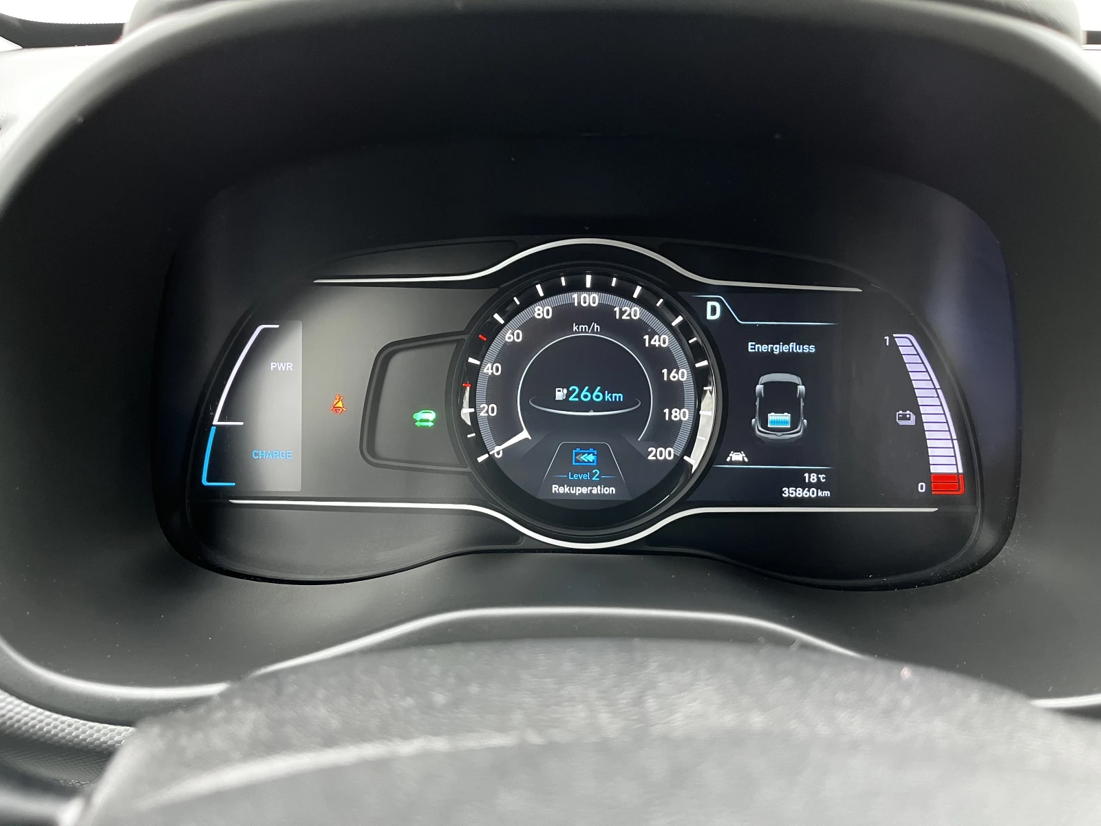 Hyundai Kona EV 39KW/h 35000km.SOH 100%, KAMERA, ГАРАНЦИЯ, снимка 13 - Автомобили и джипове - 54445113