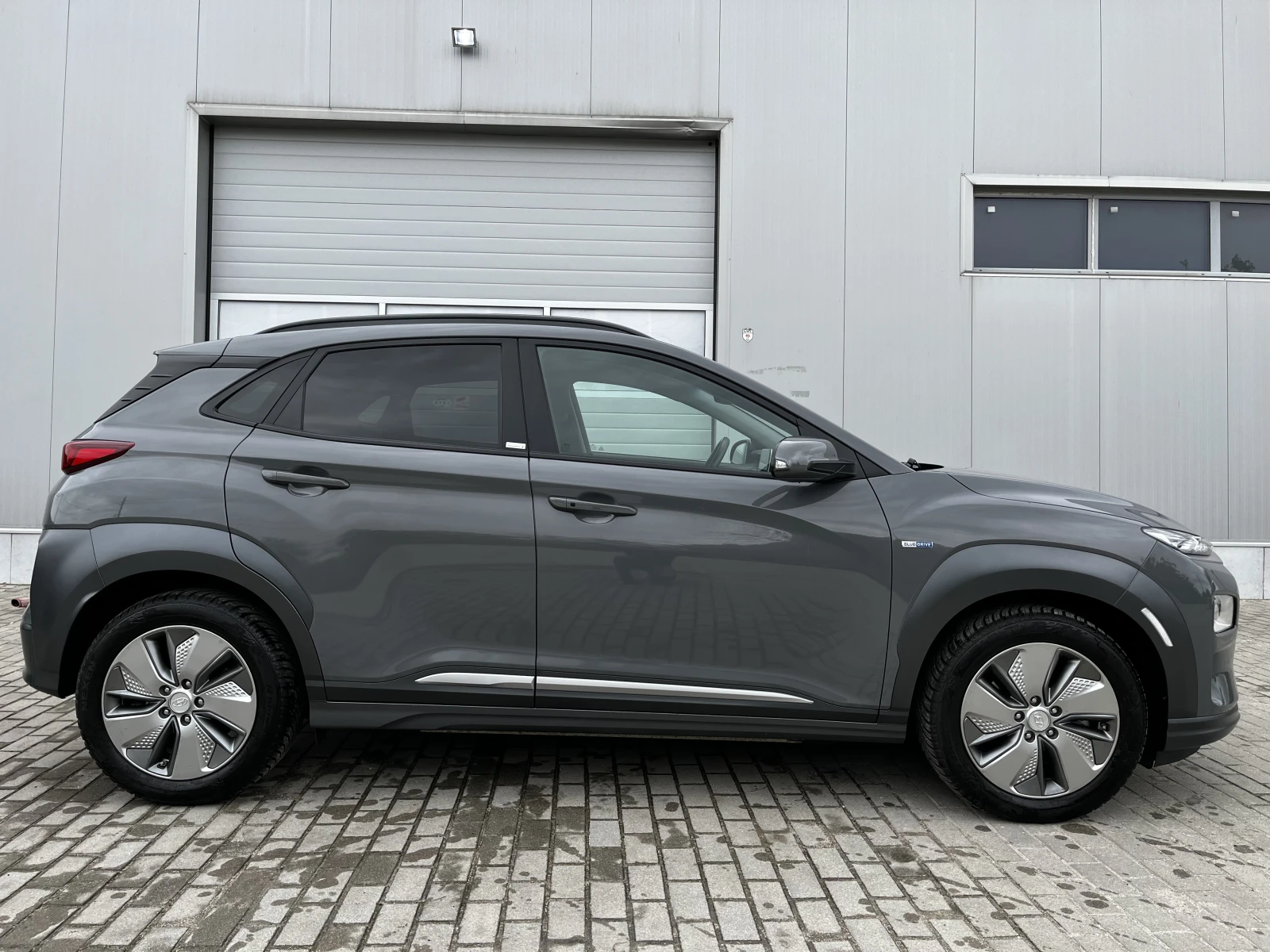 Hyundai Kona EV 39KW/h 35000km.SOH 100%, KAMERA, ГАРАНЦИЯ, снимка 5 - Автомобили и джипове - 54445113