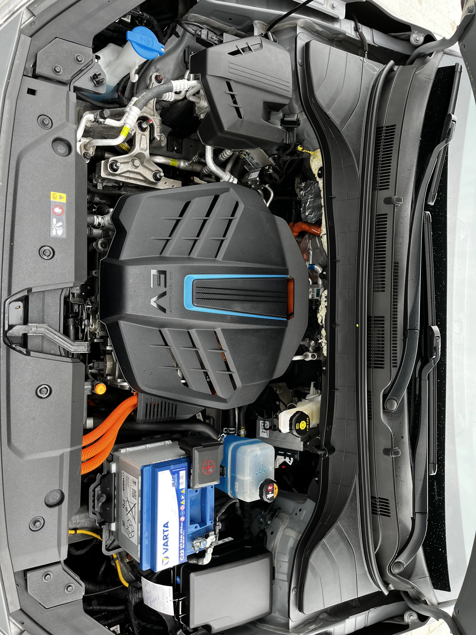 Hyundai Kona EV 39KW/h 35000km.SOH 100%, KAMERA, ГАРАНЦИЯ, снимка 9 - Автомобили и джипове - 54445113