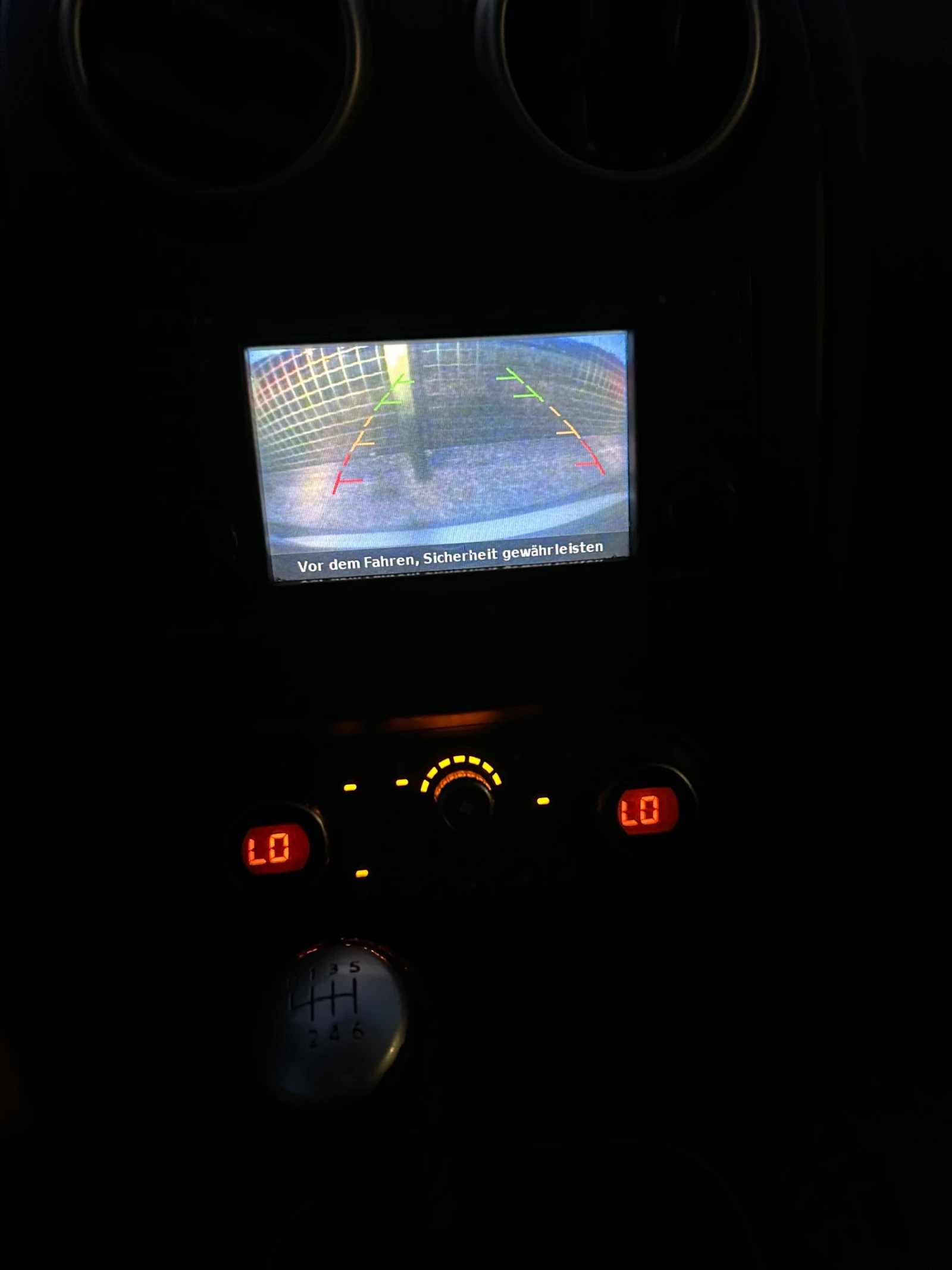 Nissan Qashqai 1.5 DCI 131kc камера, снимка 17 - Автомобили и джипове - 55325730
