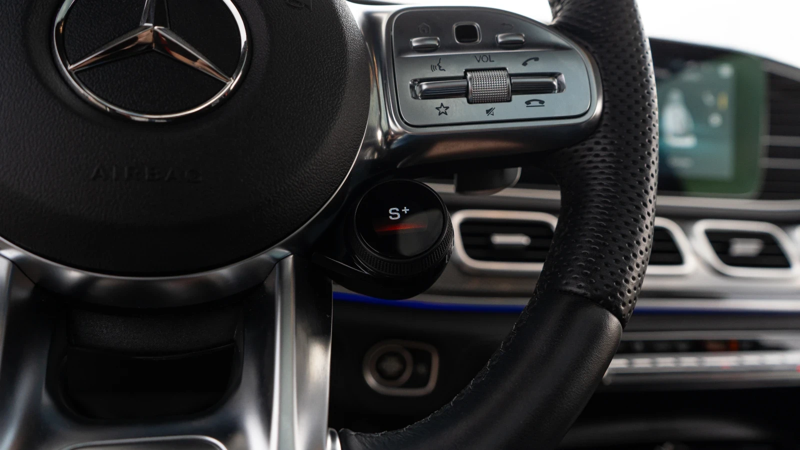 Mercedes-Benz GLE 53 4MATIC, снимка 14 - Автомобили и джипове - 55341456