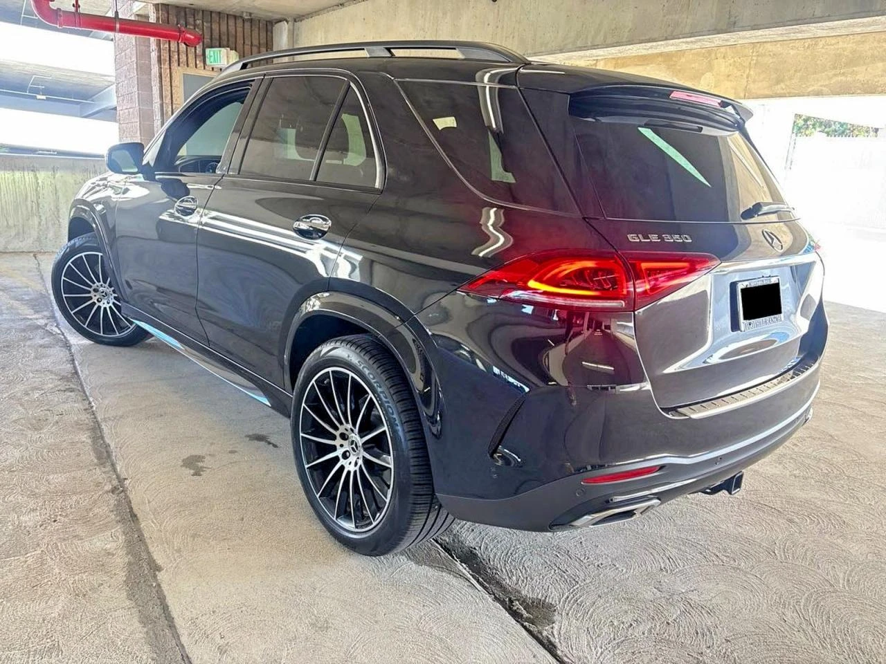 Mercedes-Benz GLE 350 AMG / 4M / DISTRONIC / BURM / ЛИЗИНГ, снимка 3 - Автомобили и джипове - 55599404