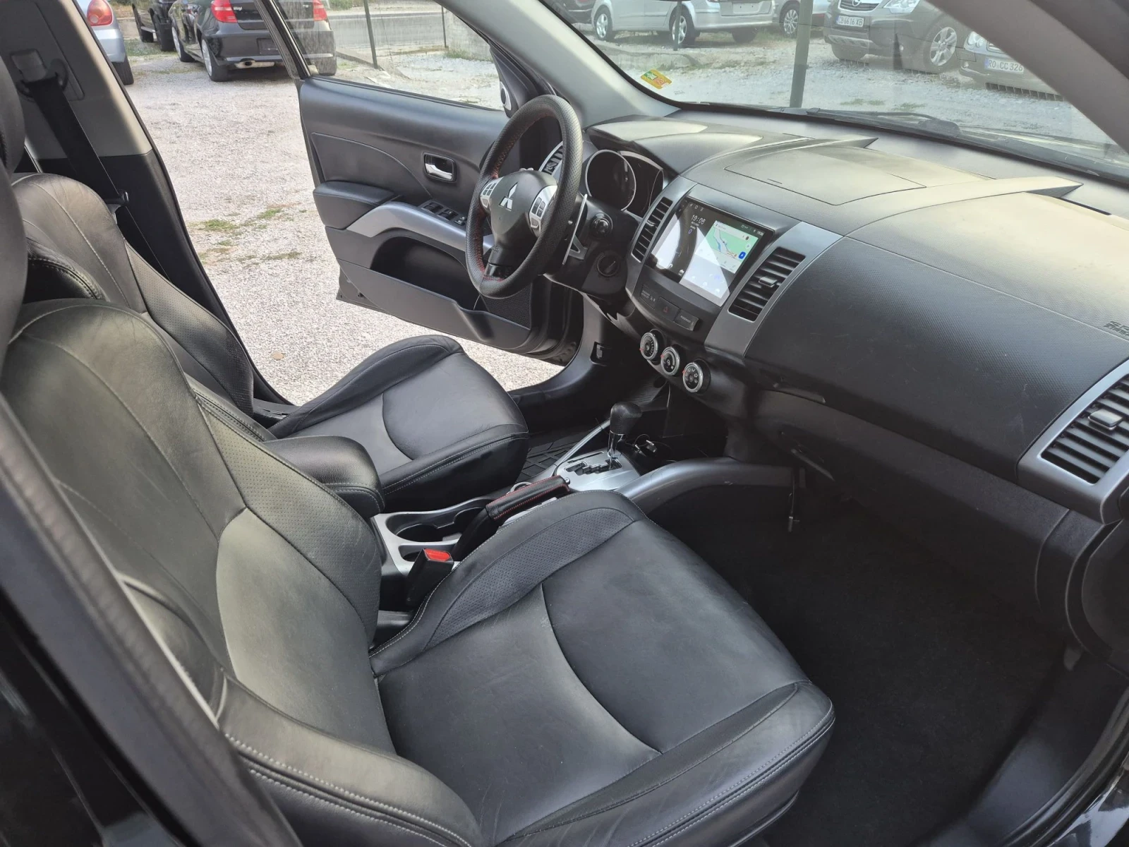 Mitsubishi Outlander 2.4 Flex 4WD, снимка 13 - Автомобили и джипове - 55631602
