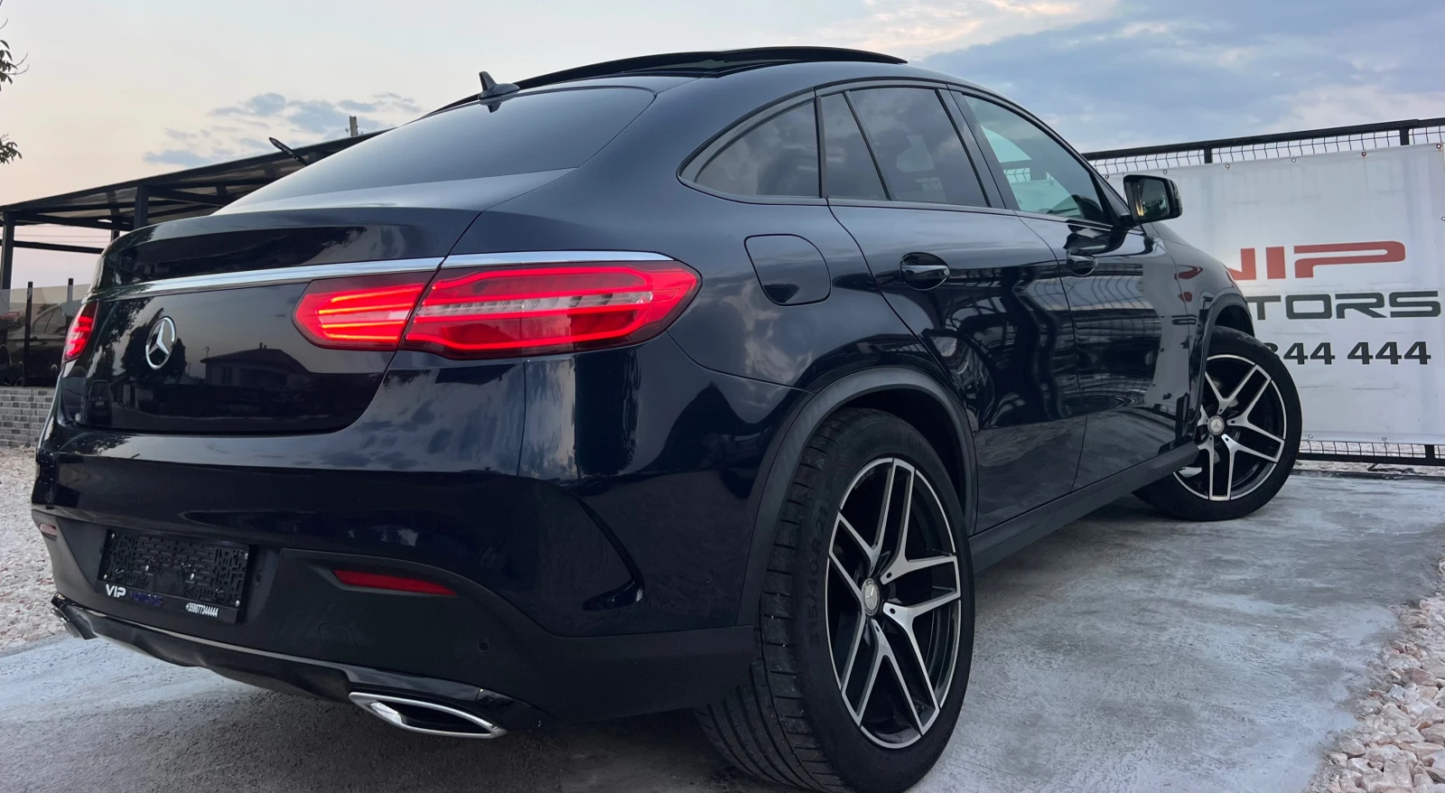 Mercedes-Benz GLE Coupe 350d/AMG/PANORAMA/4MATIC/NAVI/360KAMERA/FULL/MAX, снимка 7 - Автомобили и джипове - 55873726