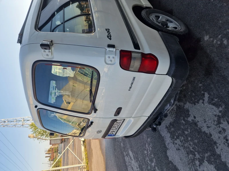 Toyota Hiace, снимка 2 - Бусове и автобуси - 47552478