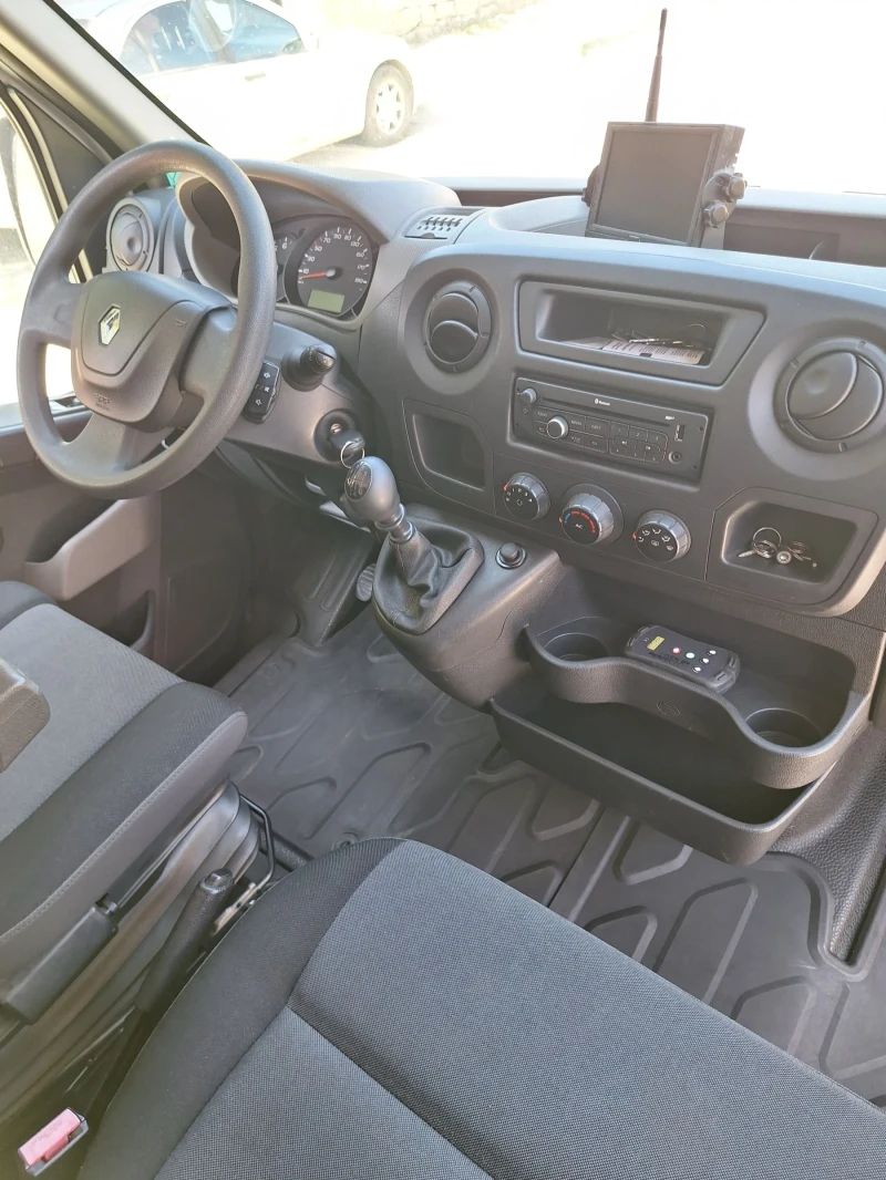 Renault Master 2.3-150ЕВРО-B5b- Швейцария.Двойна гума -3.5тона-В, снимка 17 - Бусове и автобуси - 51810847