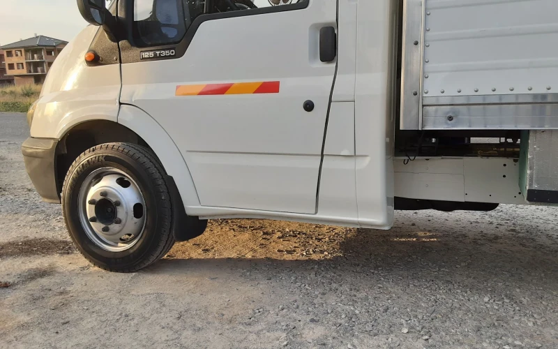 Ford Transit 2.4 тде, снимка 14 - Бусове и автобуси - 52161746