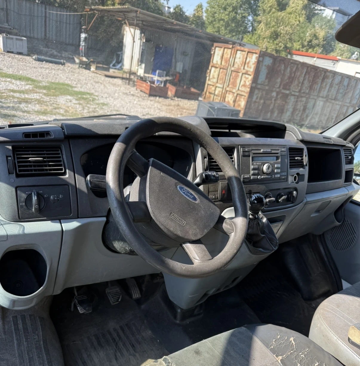 Ford Transit 330 - изображение 6