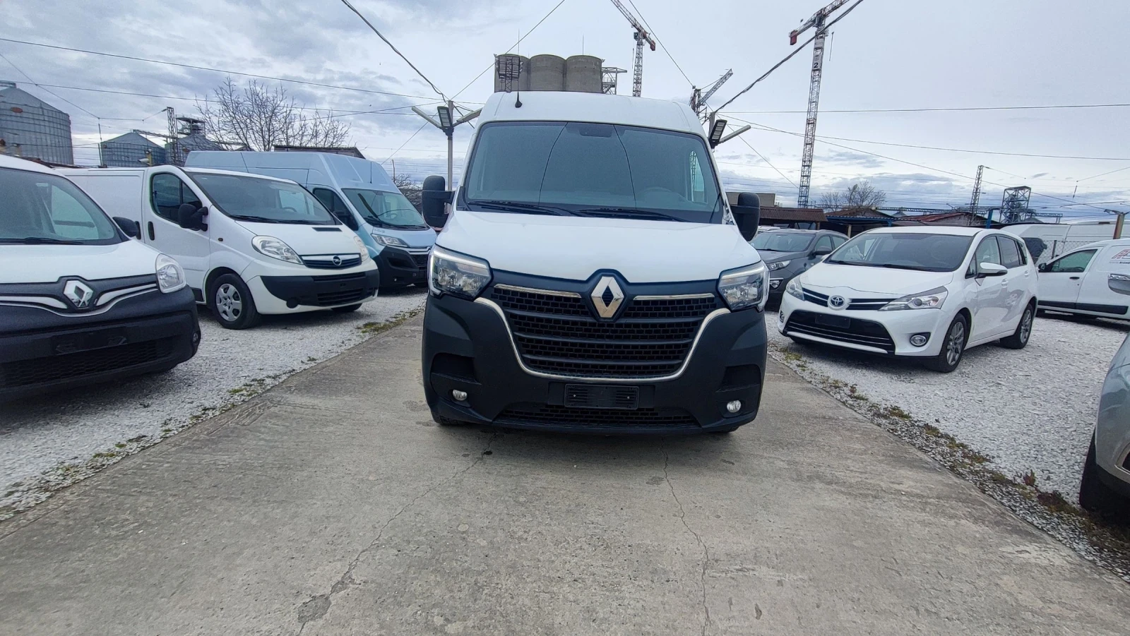 Renault Master 2.3DCI, снимка 2 - Бусове и автобуси - 54031356