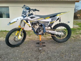     Husqvarna 250 40