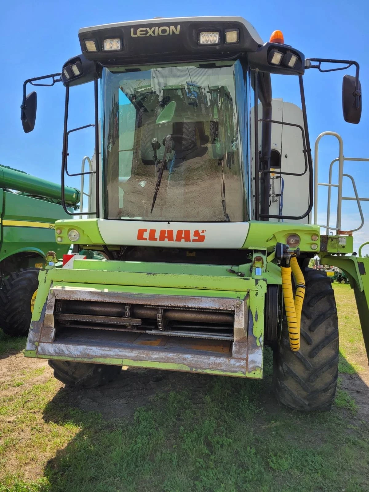 Комбайн Claas 550, снимка 3 - Селскостопанска техника - 56336194