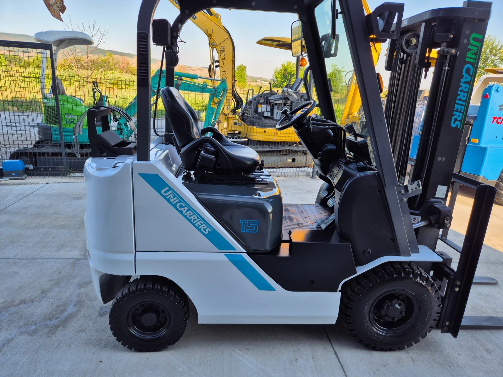  Nissan UniCarriers*  + *   | Mobile.bg   6