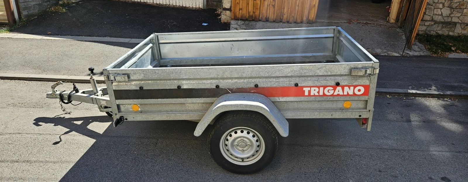 За автомобил RESPO Trigano 202