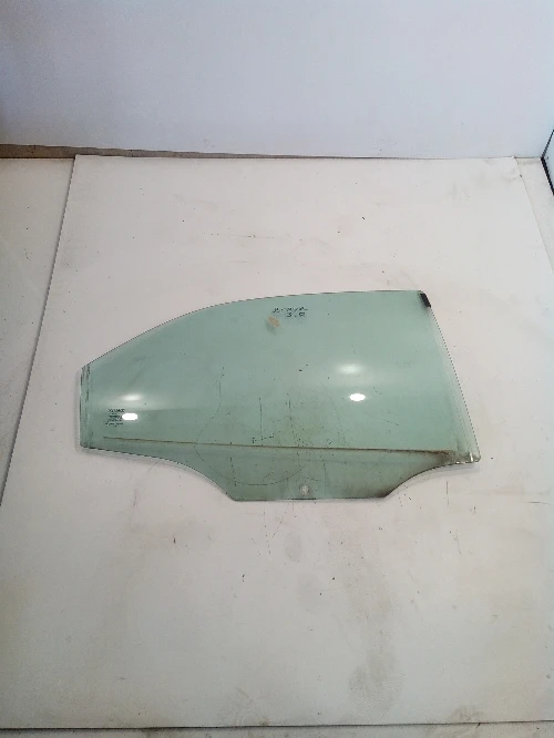 Задно ляво стъкло за Фиат Брава (странично)