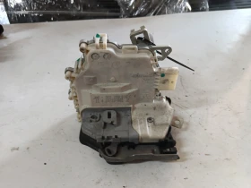 ����� �� �������� �� ����� (����� �����) 8K0839016C Audi A4