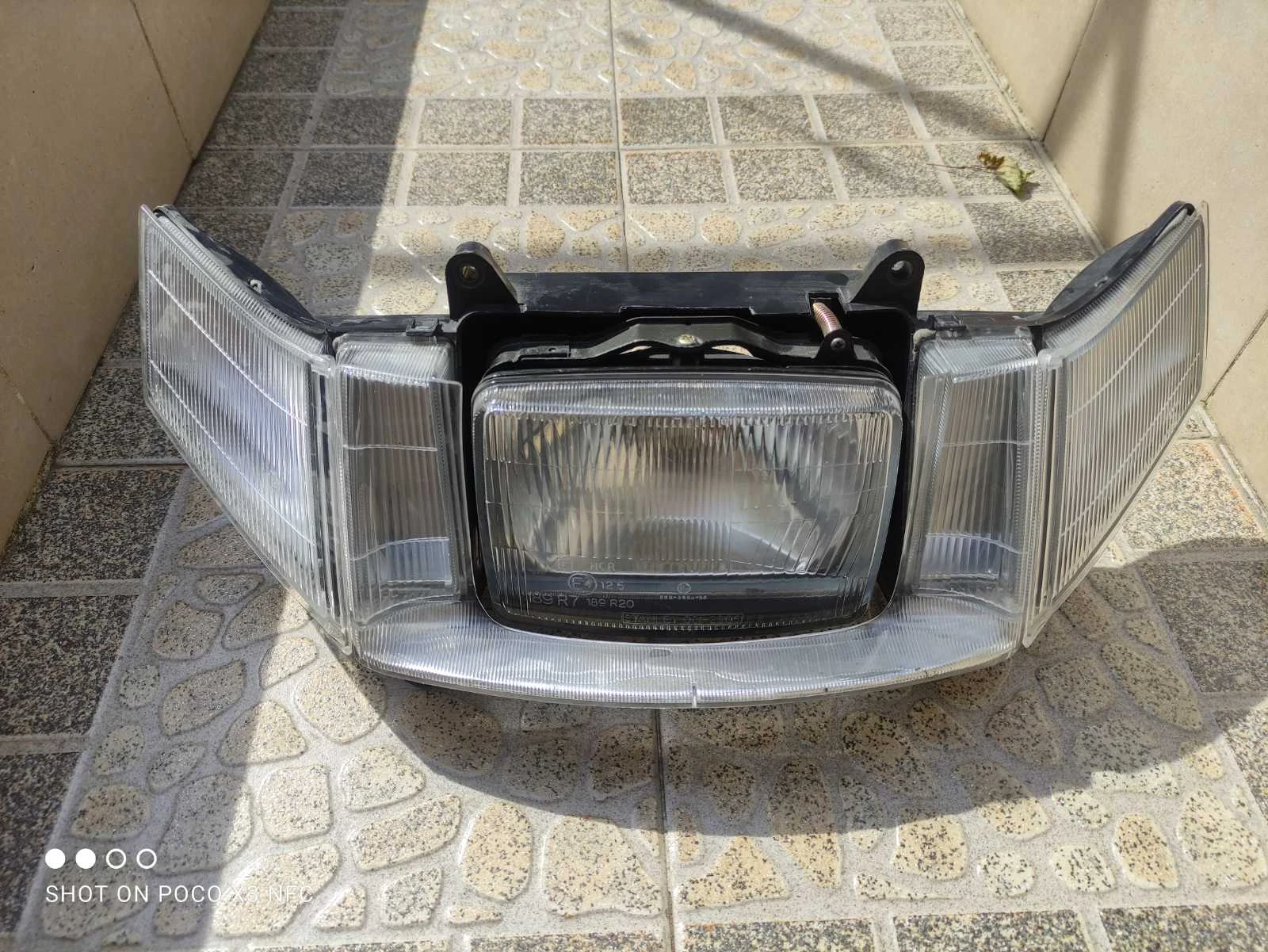 Фар за Honda Golgwing  | Mobile.bg — изображение 1
