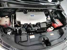 Toyota Prius 1.8 Хибрид, снимка 12