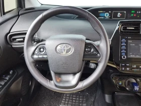 Toyota Prius 1.8 Хибрид, снимка 4