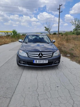     Mercedes-Benz C 220        