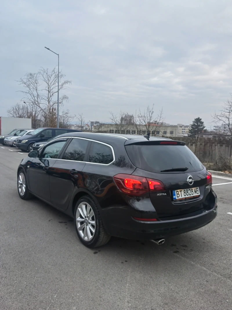 Opel Astra, снимка 3 - Автомобили и джипове - 48790344