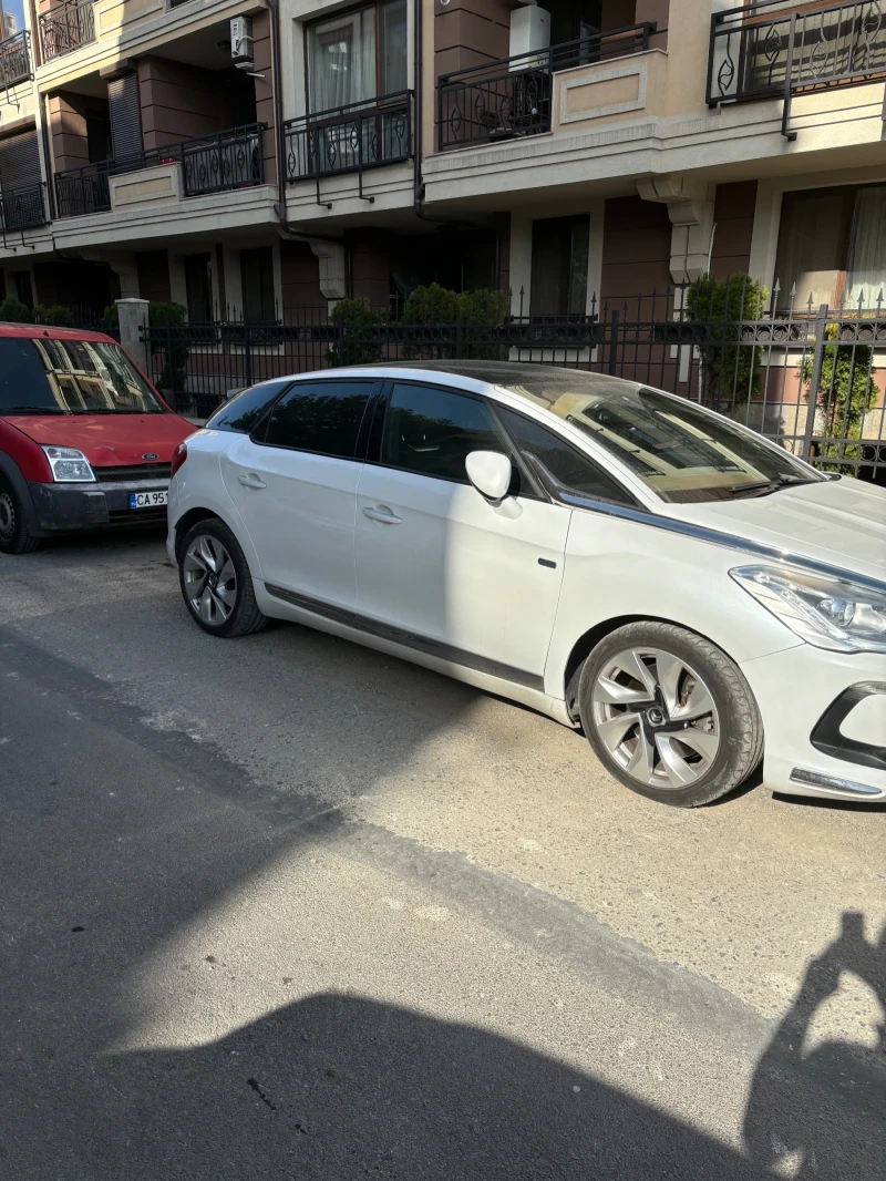 Citroen DS5, снимка 2 - Автомобили и джипове - 49419006